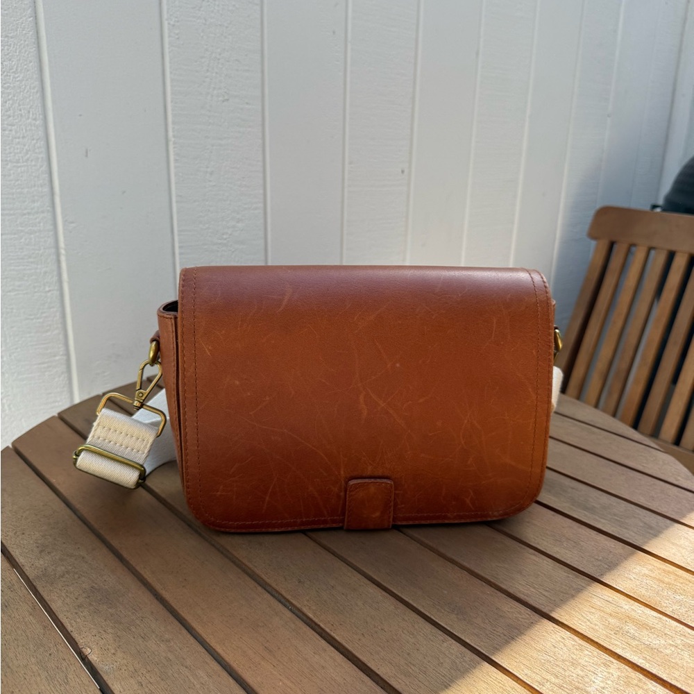 Elegant Brown Leather shoulder Bag